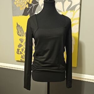 Kim & Cami Black Long-Sleeve Square Neck Top